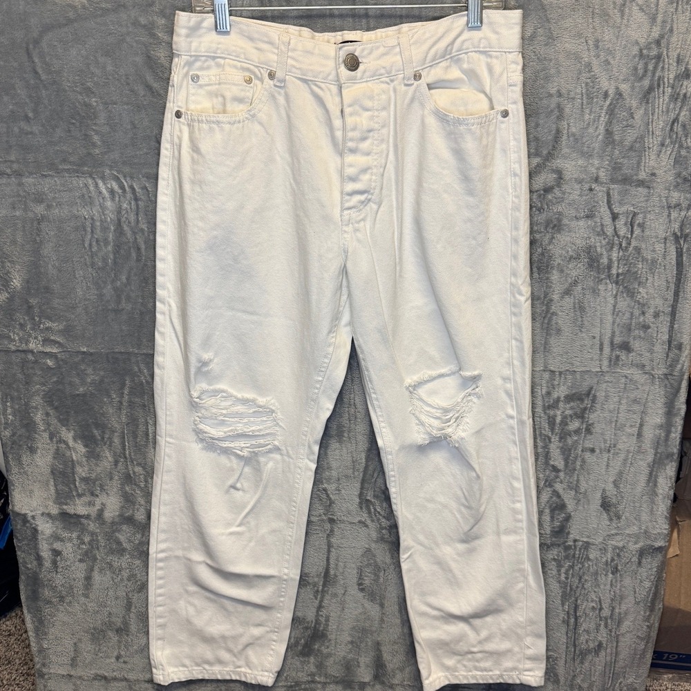 1993 | boohooMAN Distressed Ripped Straight Leg Jeans White Mens 32